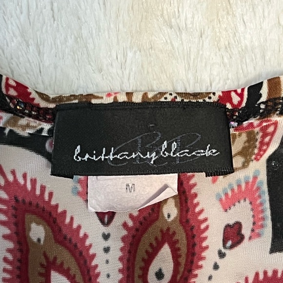 Women’s Medium Blouse. GUC - Picture 8 of 10